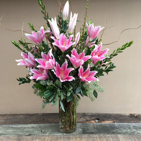 (image for) Breathtaking Lilies in Pink Flower Arrangement - Click Image to Close