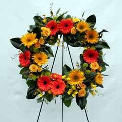 SUNFLOWER STANDING WREATH SUNFLOWER STANDING WREATH