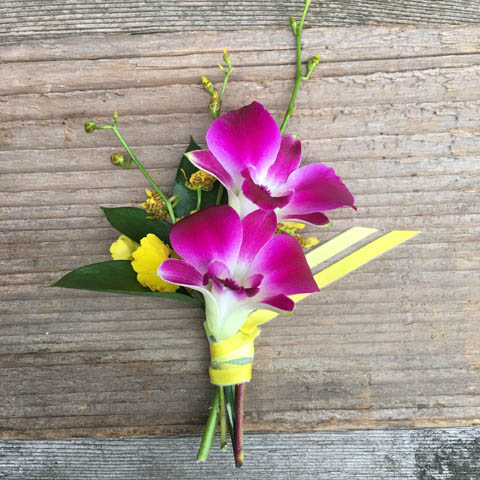 PURPLE DENDRO BOUTONNIERE PURPLE DENDRO BOUTONNIERE