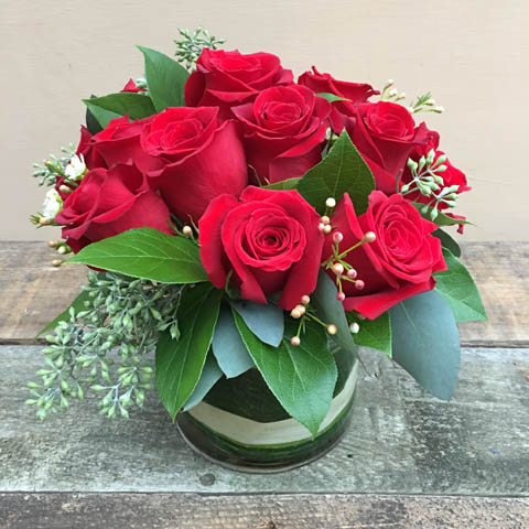 Trend - 12 Red Roses Trend - 12 Red Roses