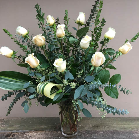 Dozen Creme de la Creme Roses Dozen Creme de la Creme Roses