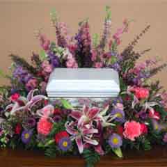 (image for) Spring Mix Flower Urn Centerpiece