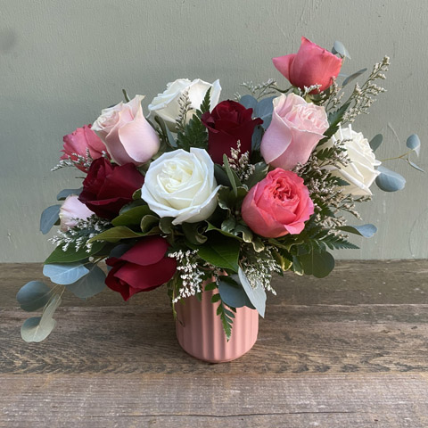 (image for) Modern Dozen Roses Flower Bouquet - Click Image to Close