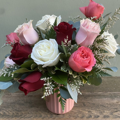 (image for) Modern Dozen Roses Flower Bouquet